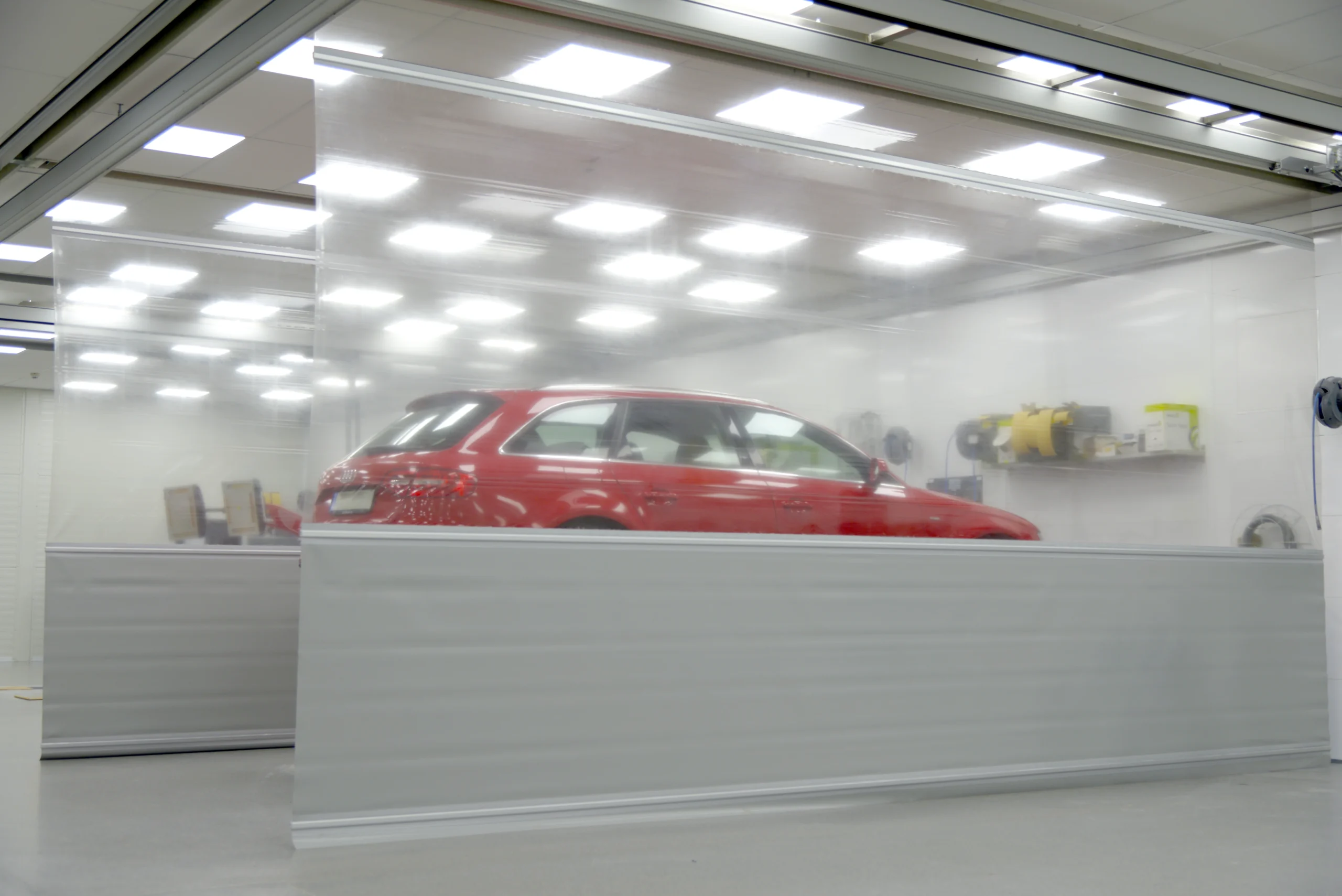 Transparente gardiner for fleksible arbeidsmiljøer